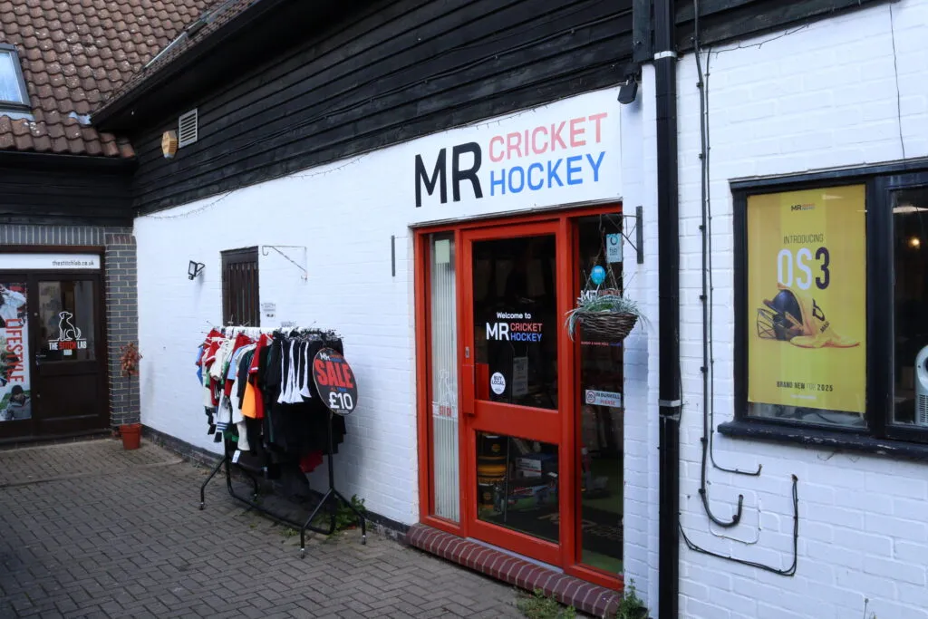 Mr Cricket Mr Hockey